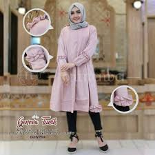 Baju tunik atau blouse sekarang sudah menjadi model yang lagi tren di kalangan wanita remaja karena desainnya yang cantik dan simple. Harga Tunik Baloteli Terbaik Atasan Muslim Wanita Fashion Muslim Agustus 2021 Shopee Indonesia