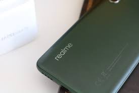 The device is protected with extra seals to prevent failures caused by dust, raindrops, and water splashes. Realme X50 Pro Test Der Flagship Killer 2020 Mit 90 Hz 65w Laden