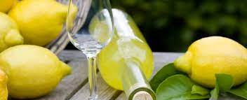 Come fare limoncello di sorrento. Limoncello Come Preparare Il Liquore A Casa Agrodolce