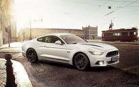 Download Wallpapers Ford Mustang Gt 2018 White Sports Car American Sports Car Ford Besthqwallpapers Com New Mustang Ford Mustang Gt Ford Mustang