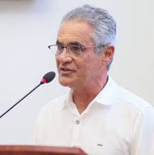 A Comercial Ramos Bezerra, empresa fundada em 1957, ainda com o nome de  Vidraçaria Nossa Senhora da Conceição, representa muito mais que apenas um  sonho do empresário Nilton Ramos Bezerra, que teve