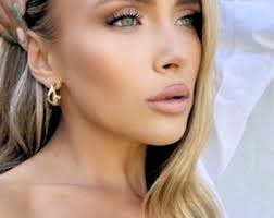 Calla Gold Hammered Hoops, Minimalist Jewelry, Everyday Earrings, Gold Hoop  Earrings, Gifts for Girlfriend, Bridesmaid Gift