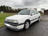 VOLKSWAGEN-VENTO