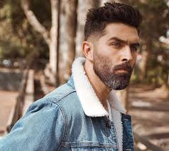 Biondi, castani, con riga laterale, pettinati, ciuffi, . Taglio Capelli Uomo Corti 20 Tagli Di Tendenza Del Momento 2019 2020