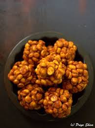 Potato lollipops are easy evening snacks to make at home. Pottukadalai Mittai Pottukadalai Urundai Priya Kitchenette Indian Food Recipes Vegetarian Recipes Healthy Vegetarian Recipes