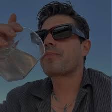 José M. Olmos (@tyloonn) • Instagram photos and videos