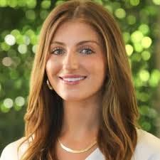 Jane Batty's Instagram, Twitter & Facebook