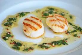 Jakobsmuscheln Gegrillt In Limettensalsa Allekochen Com Gegrillte Jakobsmuscheln Muscheln Rezept Jakobsmuscheln Rezept