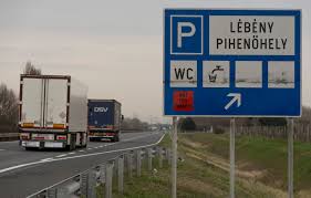Spezielle Rastplatze Und Tankstellen Fur Transitfahrer Durch Ungarn Ungarn Tv Com Reisemagazin Aktuelle Nachrichten