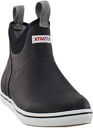 Weather was rough, pushing 10 on the beaufort scale but nothing the ship couldn't handle. Amazon Com Xtratuf Performance Series 6 Men S Full Rubber Ankle Deck Boots Shoes