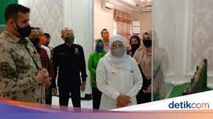 Museum peninggalan barang barang rasulullah shallallahu alaihi wasallam & para sahabat radhiyallahu anhu Khofifah Terpukau Lihat Peninggalan Rasulullah Di Kota Probolinggo