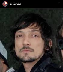 León Larregui vía instagram 💗🥰foto del año 2012
