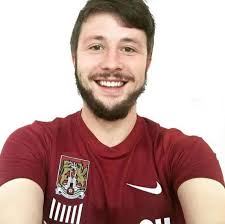 Northamptonshire friends set 100-mile running challenge in memory of  football teammate