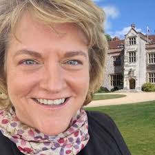 Roxie Garrison's Instagram, Twitter & Facebook