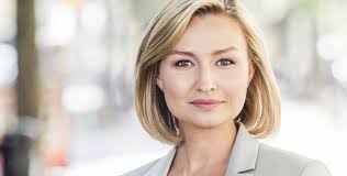 Ebba busch thor byter namn. Valfarden I Fokus I Ebba Busch Thors Tal I Almedalen 2018 Kristdemokraterna