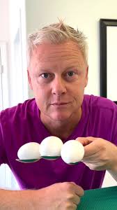 Only 4% get this right #eggs #riddles #brainhealth #brainteaser  #reelstrending #reelsviral #reelsvideo