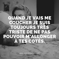 Je t'envoie un baiser d'amour, qui léger comme une plume, viendra se poser sur ton oreiller. 100 Sms Pour Dire Bonne Nuit Mon Amour Avec Images