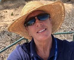 Robin Froman's Instagram, Twitter & Facebook