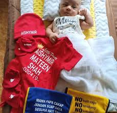 Pelakon veteran aman graseka ataupun nama sebenarnya y.m. Baby Sado Mama Pun Tak Larat Nak Pangku Lama2 Wajah Terkini Isteri Dan Anak Aman Graseka Soya Lemon