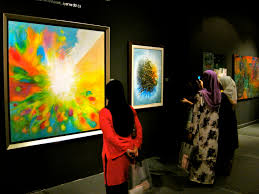 Objektif utama balai seni lukis negara adalah untuk mempersembahkan pameran dari dalam dan luar negara, seminar, bengkel. Lawatan Pameran Pameran Kepada Mu Kekasih Sempena Ramadhan 1431 Di Balai Seni Lukis Negara Off Walls Off Pedestals