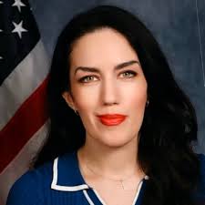 Lora Mayfield✞ (@LoraPrays)