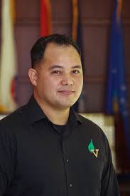 Veteran-run nonprofit Green Valor gives island veterans new purpose