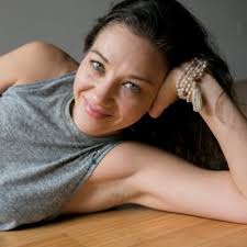 Ella Luckett's Instagram, Twitter & Facebook