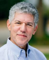 Lee Shapiro's Instagram, Twitter & Facebook