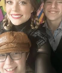 ✨🍑✨ loved this show with these people…great way to wrap up theater in 2024.