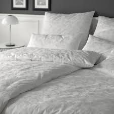 Das für viel stauraum sorgende möbelstück verhilft jedem zimmer zu einem ordentlichen gesamtbild. Elegante Mako Satin Bettwasche Grace 2263 0 Weiss Blumen Exklusiv Romantisch Kaufen Bei Wohntextilien 4 You Gmbh