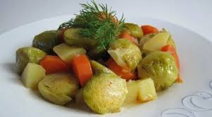 Brüksel lahanası genellikle tek başına zeytinyağlısı yapılan ya da kereviz gibi diğer kış sebzeleriyle karıştırılarak karışık zeytinyağlı yemeklerde kullanılan bir sebzedir. Zeytinyagli Bruksel Lahanasi Tarifi Diyet Yemekleri