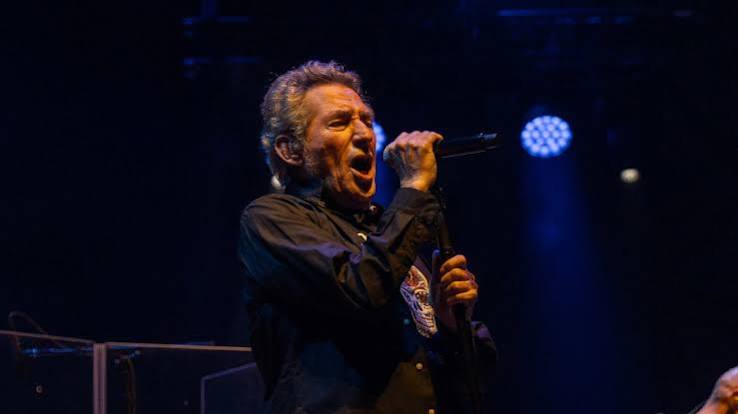 La reflexión de Miguel Ríos tras la protesta de un espectador en pleno concierto: “¿Cómo voy a callarme? Soy un ser político" - AS.com