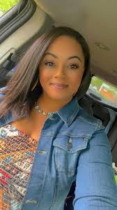 Shaniqua Woods's Instagram, Twitter & Facebook