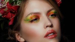 how to apply creative makeup with photo