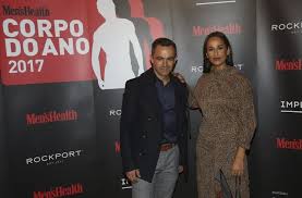 Rita pereira (portuguese actress) in a breathtaking gala dress by micaela oliveira (portuguese designer). O Frio Nao Se Fez Sentir Na Gala Da Men S Health Conheca O Corpo Do Ano 2017