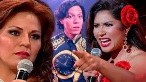 𝑬𝒗𝒆𝒍𝒚𝒏 𝑨𝒈𝒖𝒊𝒍𝒂𝒓 𝒔𝒉𝒐𝒘 𝒆𝒏 𝒍𝒂 𝒇𝒊𝒆𝒔𝒕𝒂 𝒅𝒆 𝑭𝒍𝒐𝒓𝒊𝒂𝒏  𝑭𝒍𝒐𝒓𝒆𝒔 𝒚 𝑳𝒊𝒔𝒃𝒆𝒕𝒉 𝑳𝒍𝒂𝒏𝒐𝒔 𝒆𝒏 𝑻𝒂𝒄𝒏𝒂 𝑷𝒆𝒓𝒖  𝑫𝑯𝑨𝑷𝑺𝒕𝒗 𝒅𝒆𝒍 𝑷𝒆𝒓𝒖