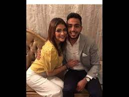 تعرض محمود كهربا، لاعب الزمالك ومنتخب مصر، لصدمة قوية خلال مشاركته مع الفريق القومي في منافسات مرحلة المجموعات ببطولة كأس العالم 2018 في روسيا. Ø®Ø·ÙØ¨Ø© ÙÙØ±Ø¨Ø§ Ù Ø¨ÙØª Ø§ÙØ­Ø¶Ø±Ù Ø²ÙØ§Ø¬ ÙÙØ±Ø¨Ø§ Ù Ø´Ø¯ÙÙ Ø§Ø¨ÙØ© Ø¹ØµØ§Ù Ø§ÙØ­Ø¶Ø±Ù Youtube