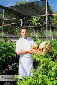 Executive Chef In The Chef S Garden Shangri La Villingili Resort And Spa Maldives Shangrilamaldives Executive Chef Resort Chef