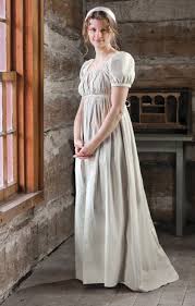 Clothing Styles Took A Dramatic Twist At The Turn Of The 19th Century The Empire Dress Was A Prime Example Empire Dress 19th Century Dress Historical Dresses