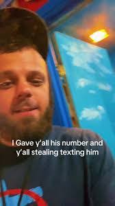 Tyler Pettis's Instagram, Twitter & Facebook