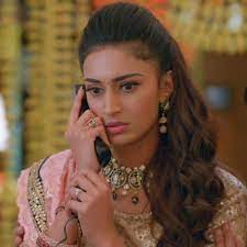 She is also known as erica she is very famous on social media she has more than 1 million followers on instagram and twitter. Erica Jennifer Fernandes On Instagram Ericafernandes Ericajenniferfernandes Ejfians Parthsamthaan Anupre Parica Prernasharma Kasautiizindagiikay2