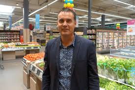 Vous justifiez d'une première expérience de la vie en magasin ou de l'accueil. Decouvrez En Images Le Premier Super U Ex Geant A Chateau D Olonne 85 Distribution Rayon Boissons
