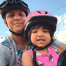 Latino, de 52 anos, usou as redes sociais para revelar que expulsou o filho  de casa após ele agredir sua esposa e tentar extorqui-lo. Em um vídeo  publicado nesta terça-feira (20), o