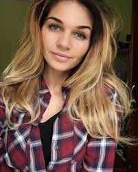 Audrey Thomson's Instagram, Twitter & Facebook