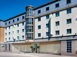 In most london hotels this is a continental breakfast, don't expect a wide array of hot meats. Old Street Hotels In Shoreditch London Holiday Inn Express London City