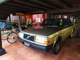 Maybe you would like to learn more about one of these? Tuan Muda Hassan Ø¹ÙÙ ØªÙÙØªØ± Istana Jahar Muzium Adat Istiadat Diraja Kelantan Istana Jahar Siap Dibina Dalam Tahun 1887 Semasa Pemerintahan Sultan Muhammad Ii Tujuan Pembinaannya Ialah Untuk Dikurniakan Kepada Baginda Long