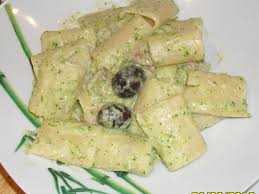 Maybe you would like to learn more about one of these? Le Ricette Di Simona Maccheroni Broccoli Pancetta E Philadelphia