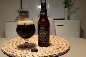 So Schmeckt Das Grand Prestige Hertog Jan Biertest Keinfernsehbier Biertest Bierprobe Bier
