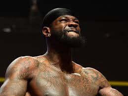 Named his son after mike tyson when he was born three months premature and weighing just a pound, given little chance of survival. Deontay Wilder And Tyson Fury Bulk Up For Heavyweight Showdown Sport Gulf News