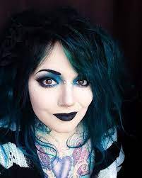 30 Badass Female Tattoo Artists To Follow On Instagram Asap Female Tattoo Artists Tattoo Artists Famous Tattoo Artists